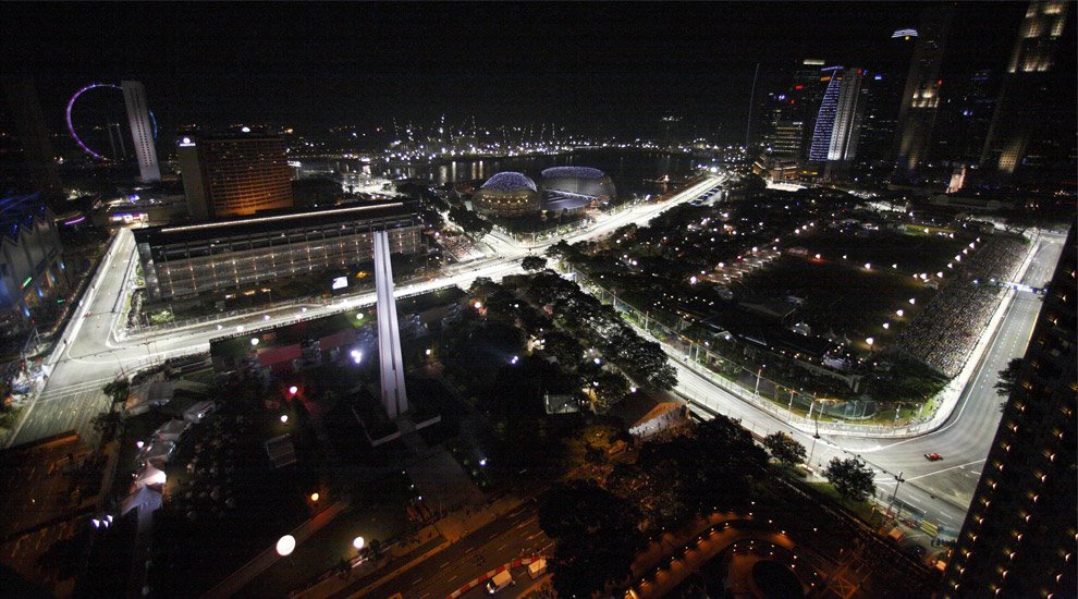 F1 track Night, Singapore by Shrung JV