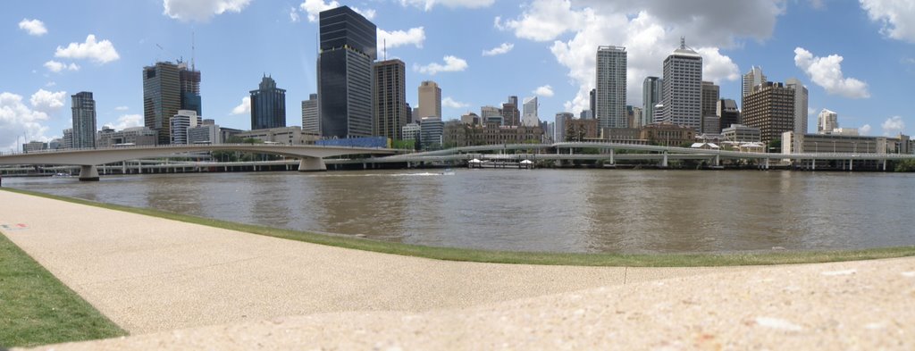 Brisbane by Giulio Frangini