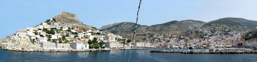 HYDRA PANORAMA 1 by Miroslav Popovic