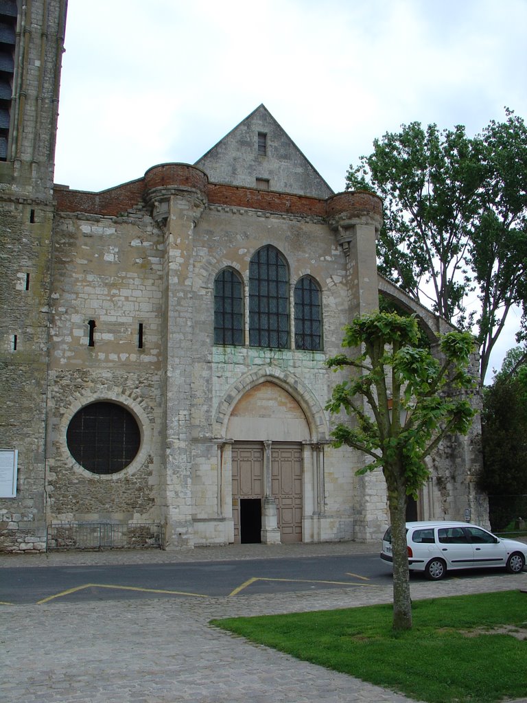 La Collégiale de Champeaux (Eglise) by Wim1979