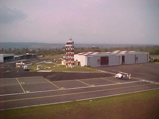 El Lencero municipal airport. Xalapa Ver by Rafael Galina P