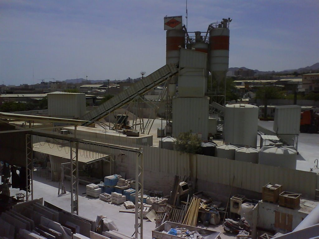 Cutting marble factory by Antonio el Azteca