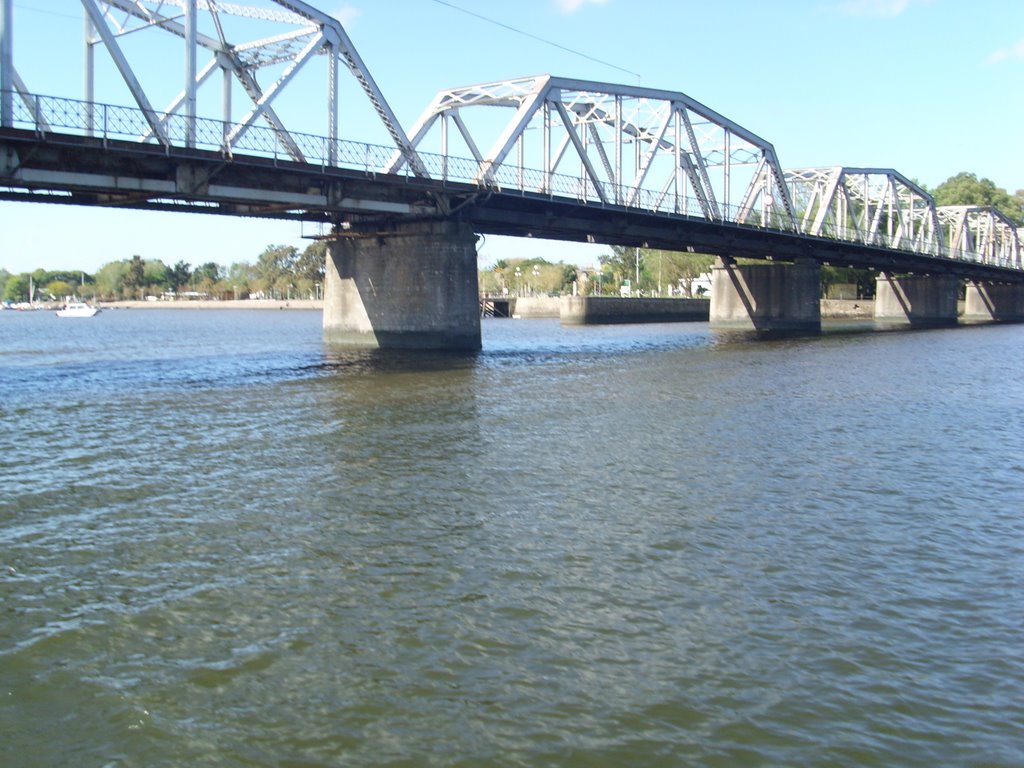 Sta Lucia Puente Viejo by ruben canavese