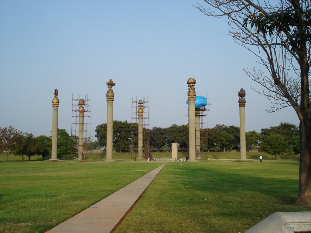 Rajiv Gandhi Memorial by o.b.