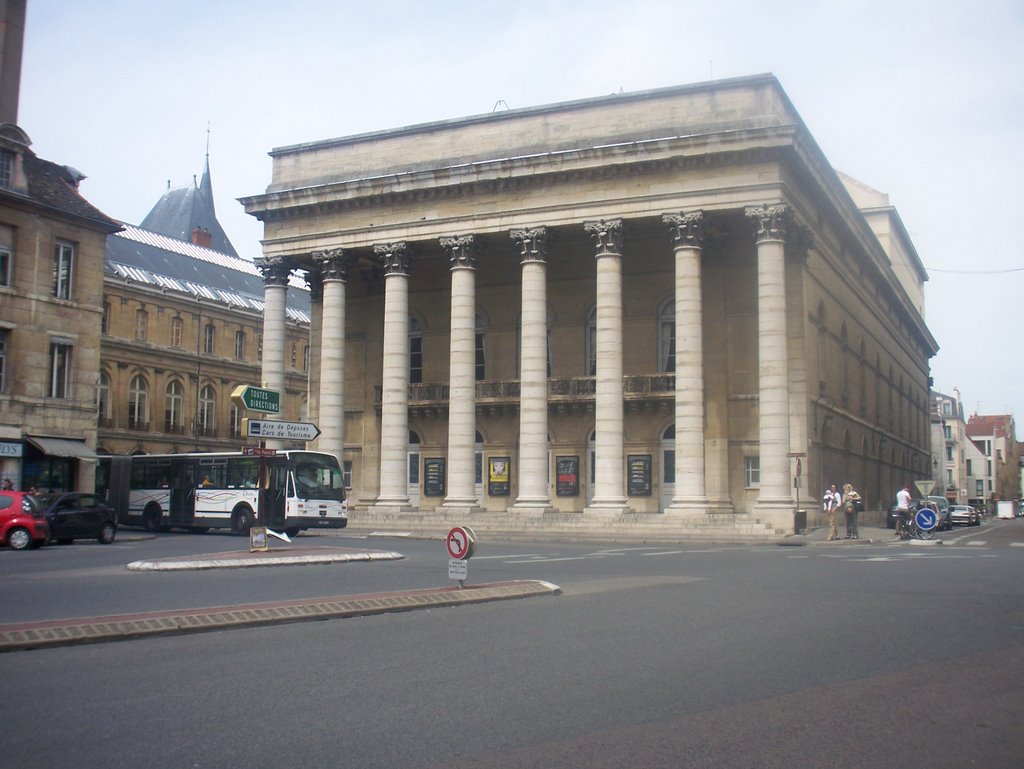 Théâtre De Dijon by flofloflo2