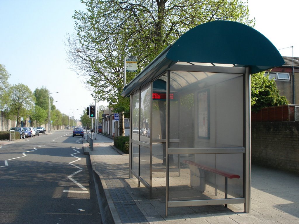 Bus Stop - © Émerson Zanoni by Émerson Zanoni