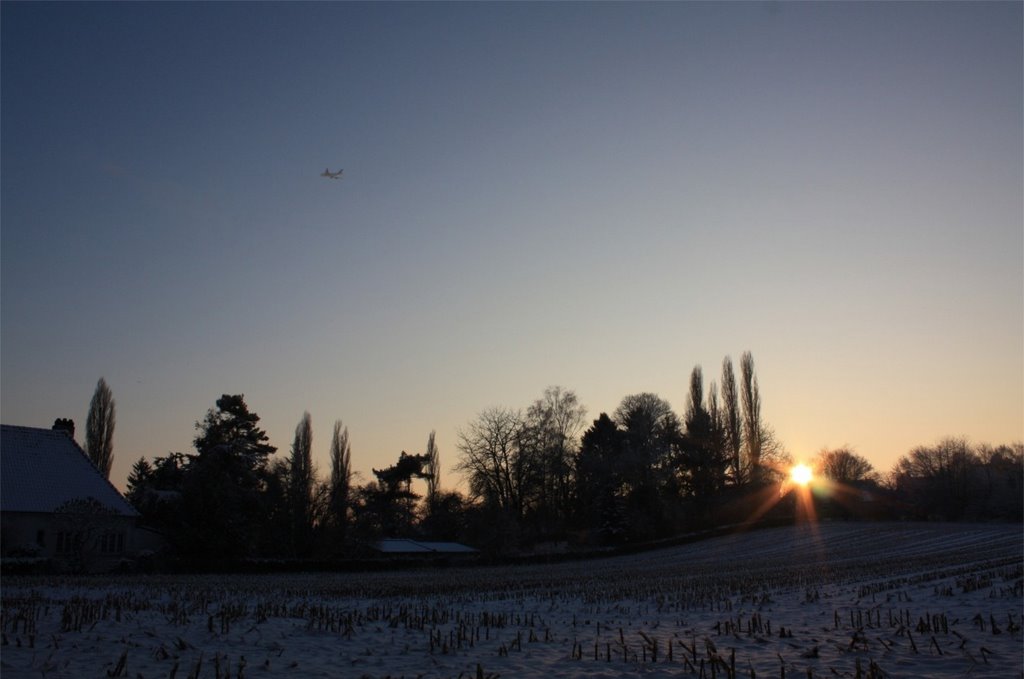 Tervuren - Vossem - somethin on the air :) by Michał Alexander Czmur