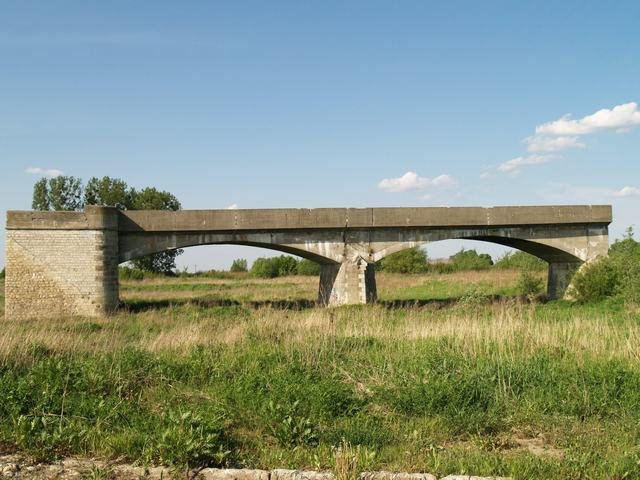 Destroyed bridge by Krzysztof Piegza