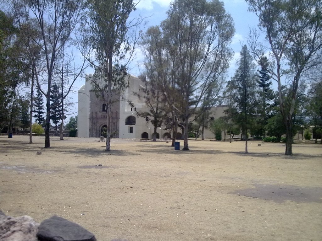 Vista desde los jardines, exconvento San Agustin, Acolman by jazztaman