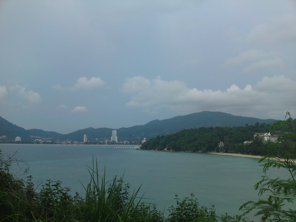 Patong Beach, Phuket by Wieland Kleinert