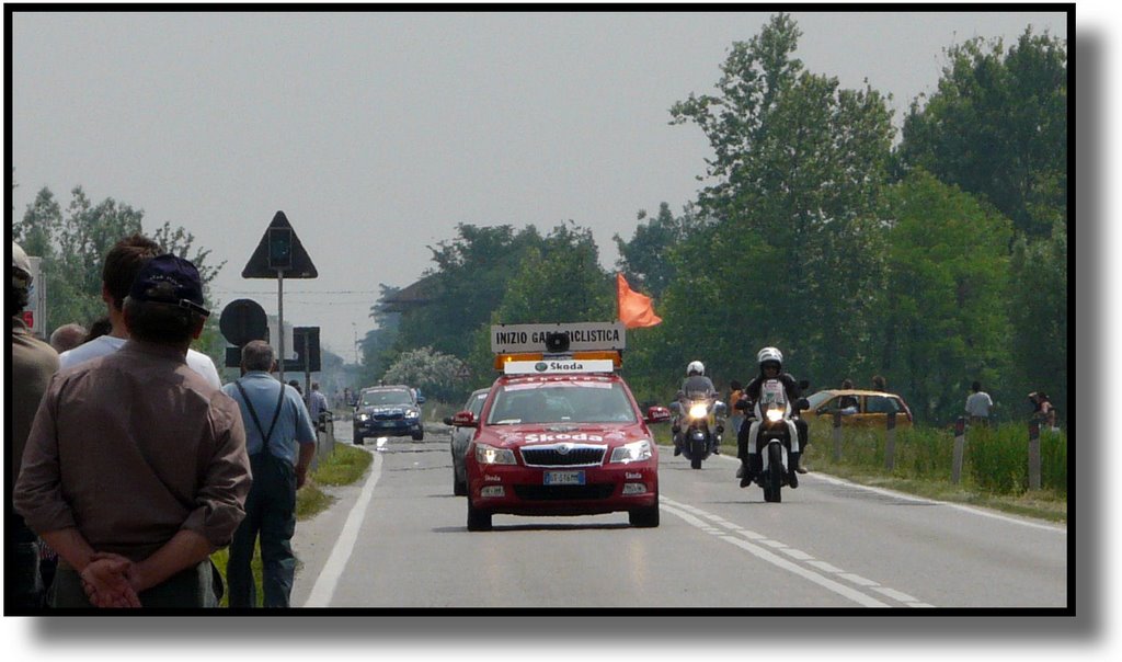 GIRO D'ITALIA tappa Padova-San Martino di Castrozza -1- by Sara Capparotto