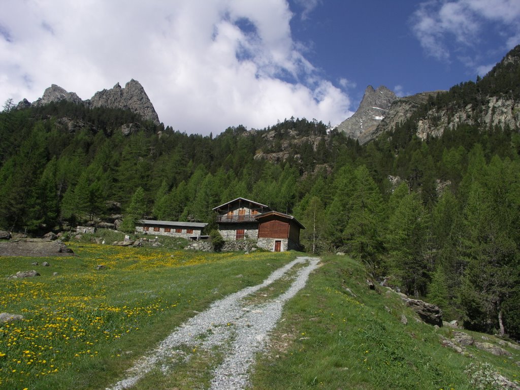 11020 Champdepraz, Aosta Valley, Italy by Graziano G.