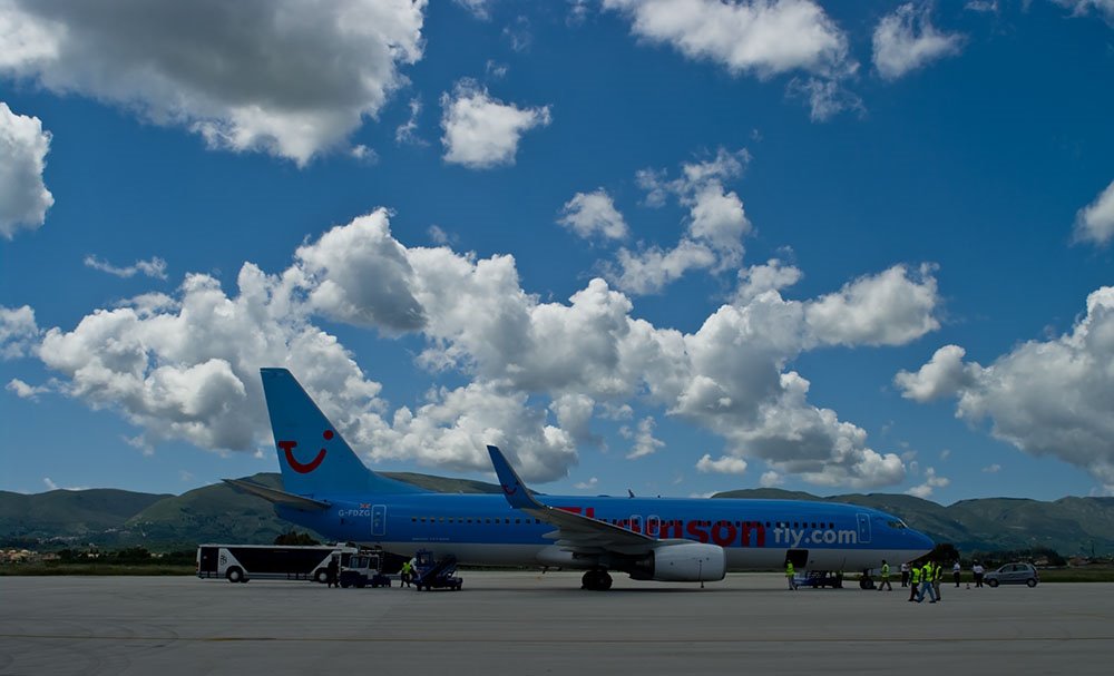 2009 05 01 Zakynthos airport by Rumpelstiltskin