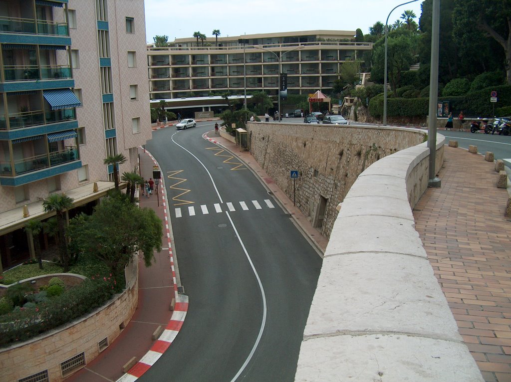 Hairpin turn GP-circuit, Monaco by SteveB