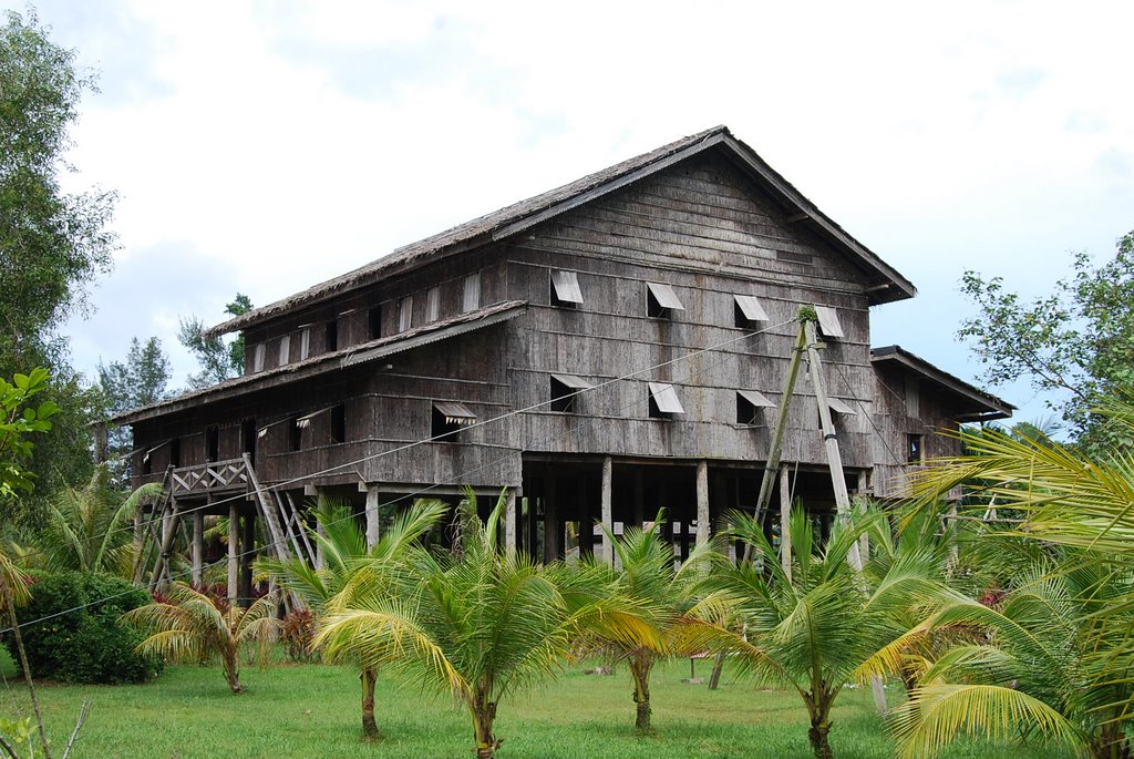 Melanau Tall House by Byoungcheon Lee