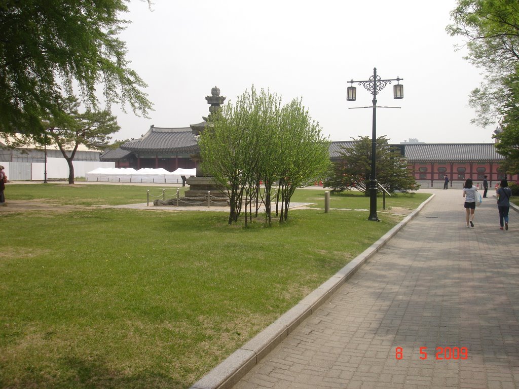 Seoul Museum by Ganesh Babu