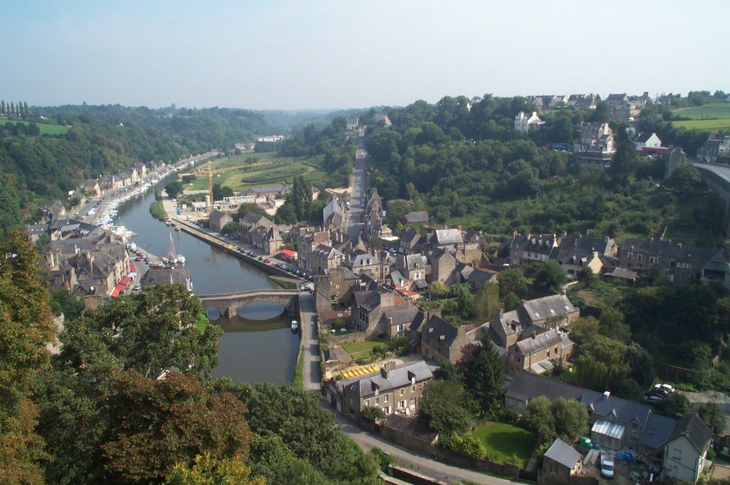 Dinan as seen on Viaduct by Nando Prudhomme