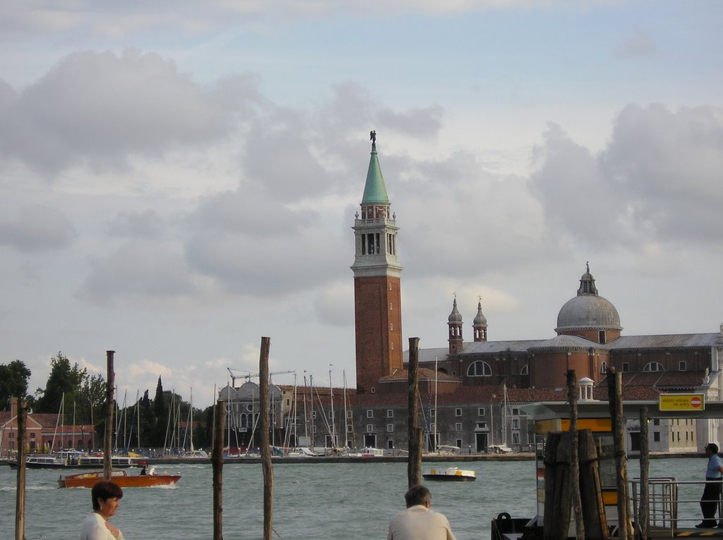 Venezia by Romeo Burcus