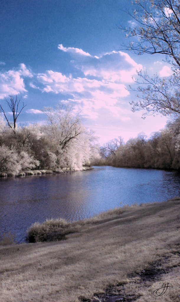 River at Pilcher Park - IR by Evn1ngStar