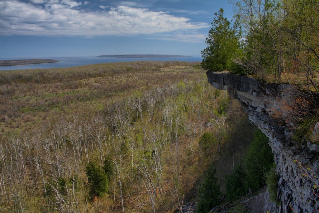 Georgian Bluffs, ON, Canada by Steve Hendry