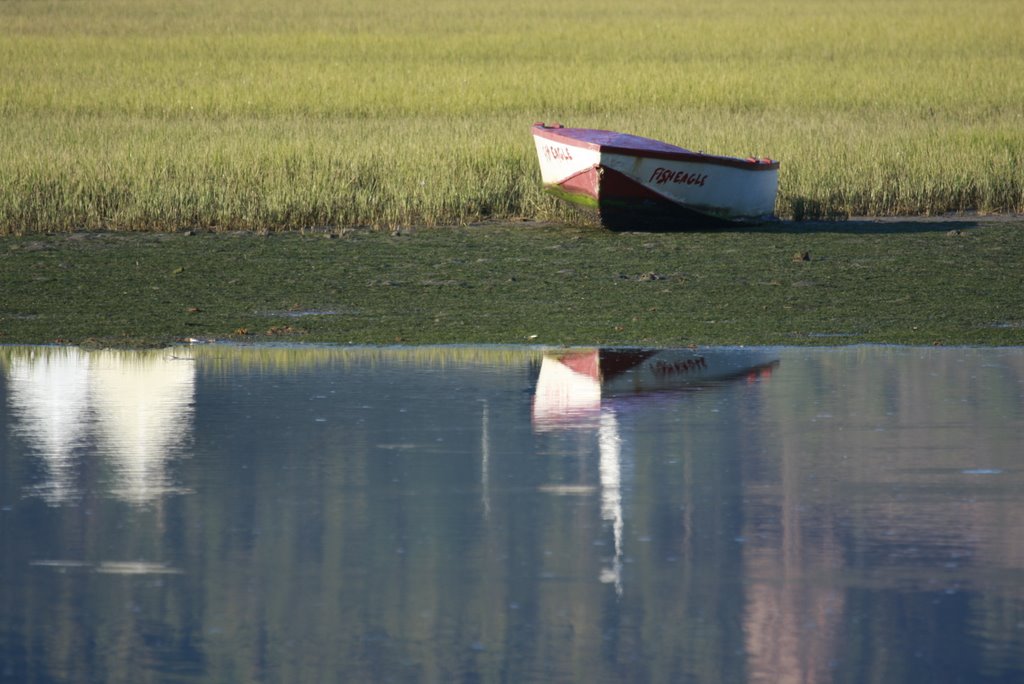 Morning refections, Knysna lagoon by cliffr