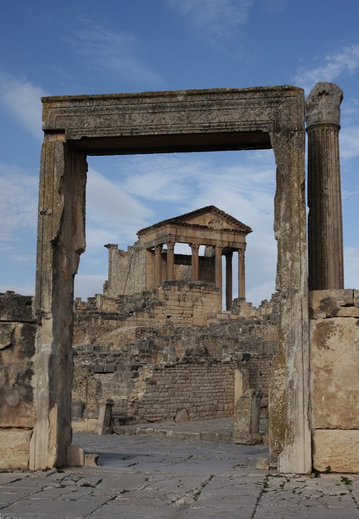 Remains of Dougga Tempel by adam_sz