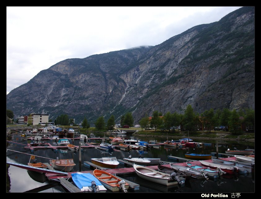 Laerdal, Norway by oldpavilion