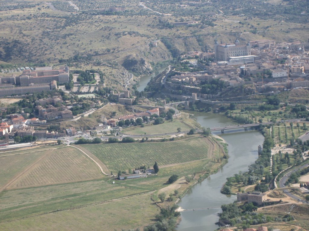 El tajo pasando por Toledo by delta7%