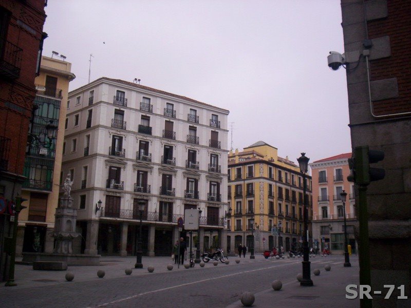 Plaza de Santa Cruz by SR-71