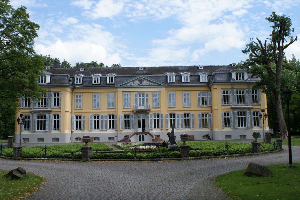 Schloss Morsbroich by Altmeister