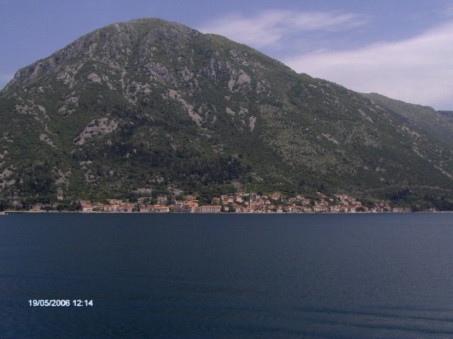 Perast em Boka Kotorska by RNLatvian - Rudolf