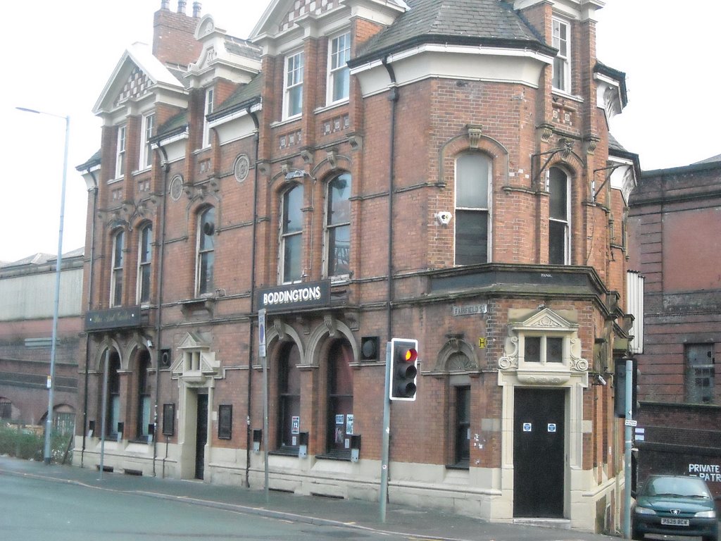 Fairfield Street, Manchester by WythenshaweMike