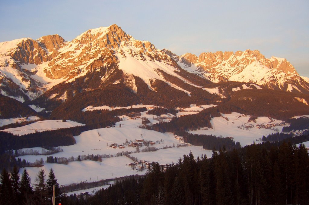 Wilder Kaiser - Alpenglühen by lugge