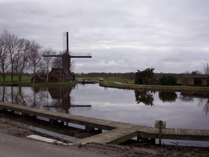 Zicht op Westveense Molen ri ZW by kokkie