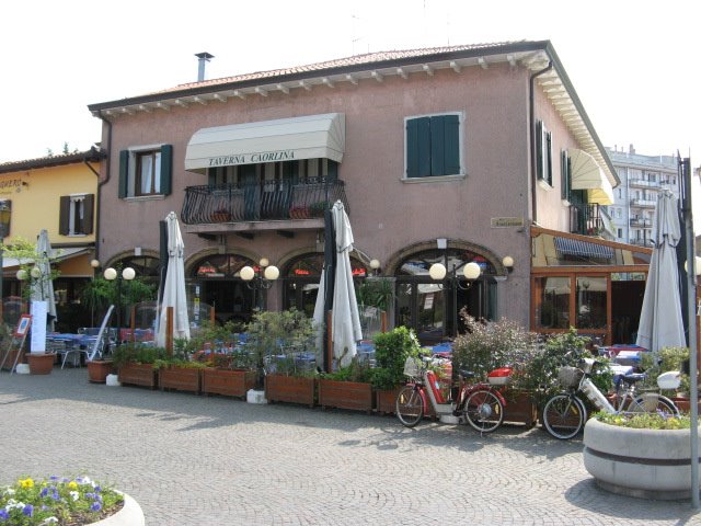 Caorle, Taverna Caorlina by Peter Bartl