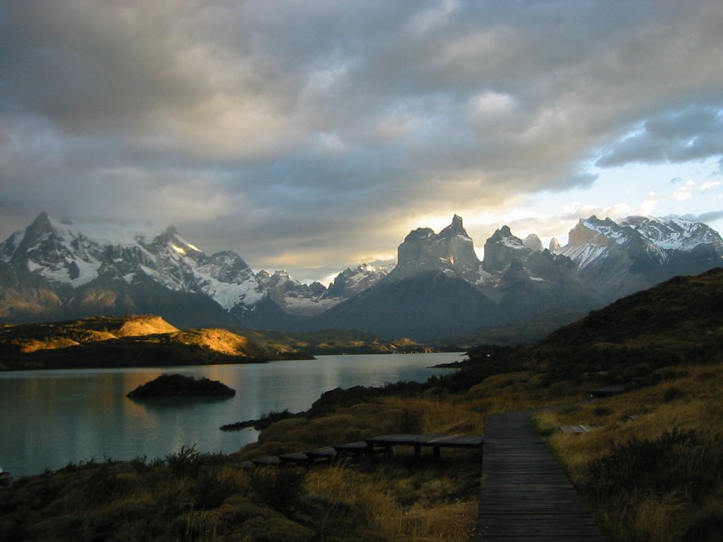 Torres del Paine - View from Explora by budnolan