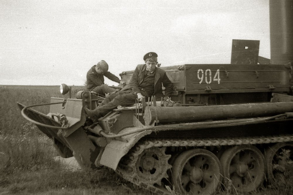 Soviet Army - На тягаче. Подводное вождение, 1987 by Kiyanovsky68