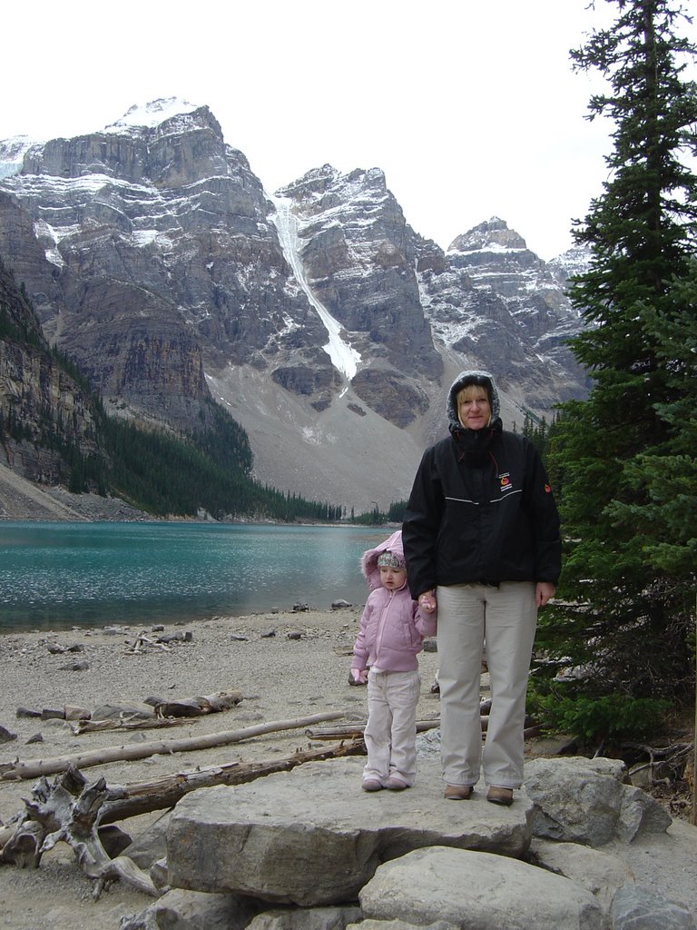 Liz and Amy at Moraine Lake AB by montysh