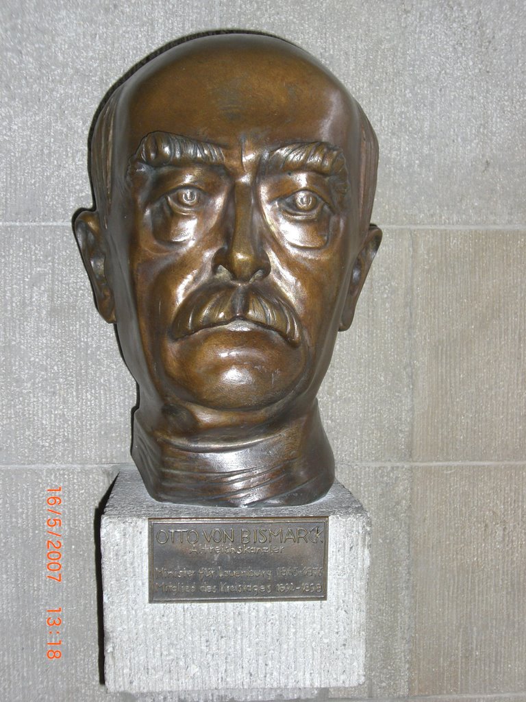 Karlheinz Goedtke: Otto von Bismarck (1956) by Dr. Friedemann Roeßl…