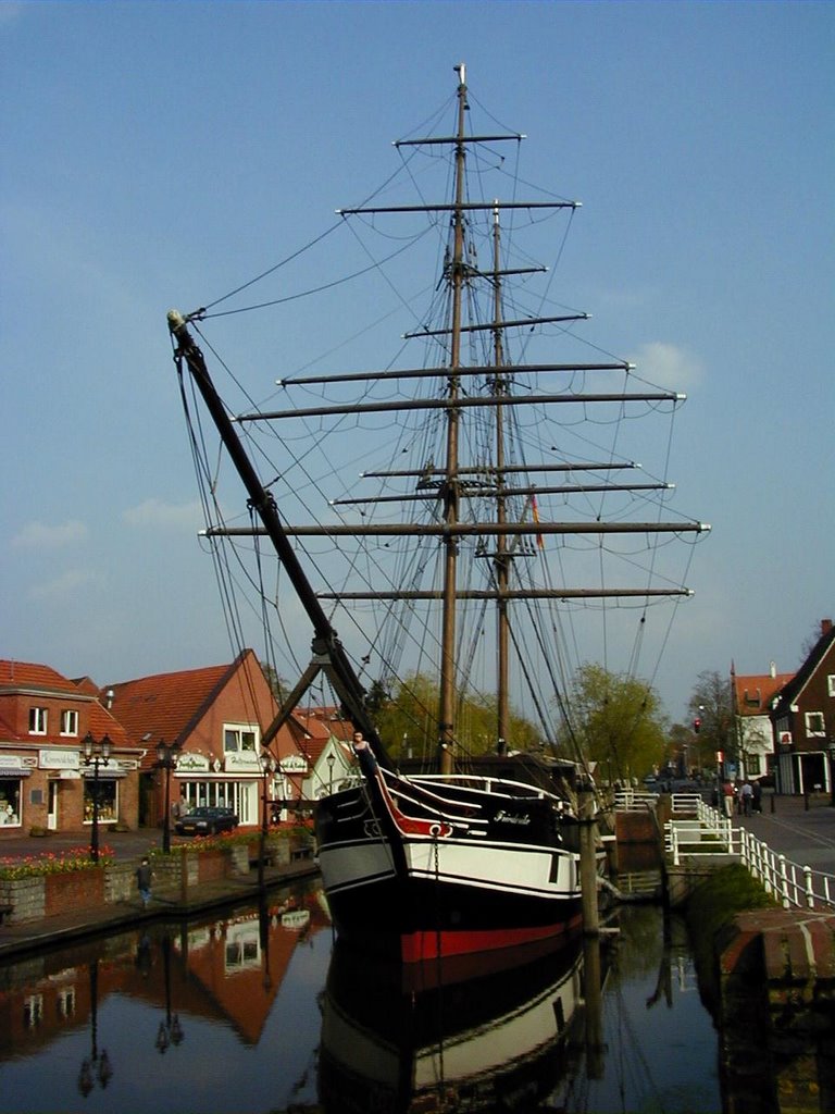 Schiff Friederike in Papenburg Jo by Strommer-Johann