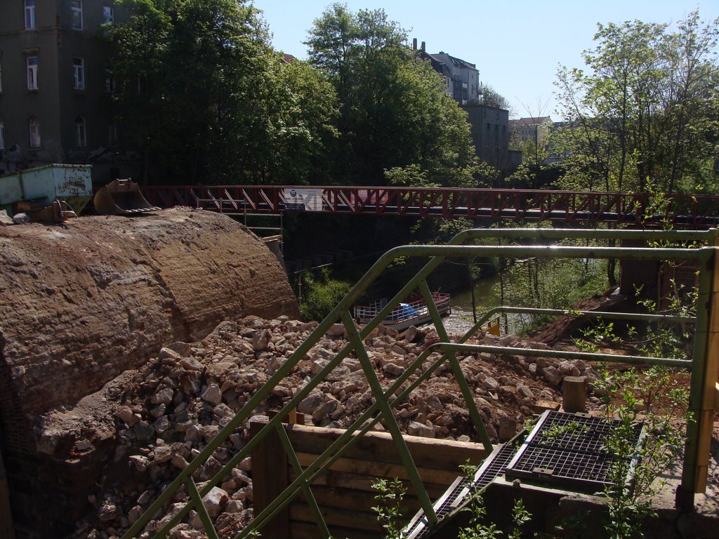 Baustelle Brücke Karl Heine Str. und der Weltfrieden by mobbit