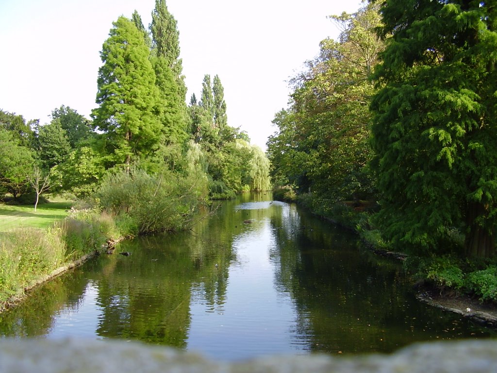 The "Brenta", Chiswick House Gardens, London by anasazy