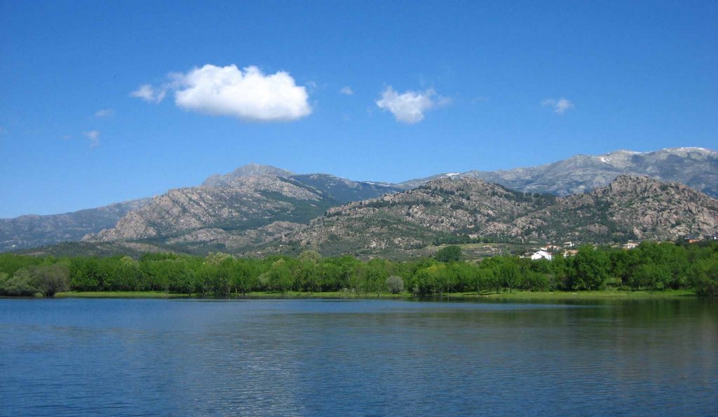 Embalse de Manzanares el Real by Jonathan_taibo