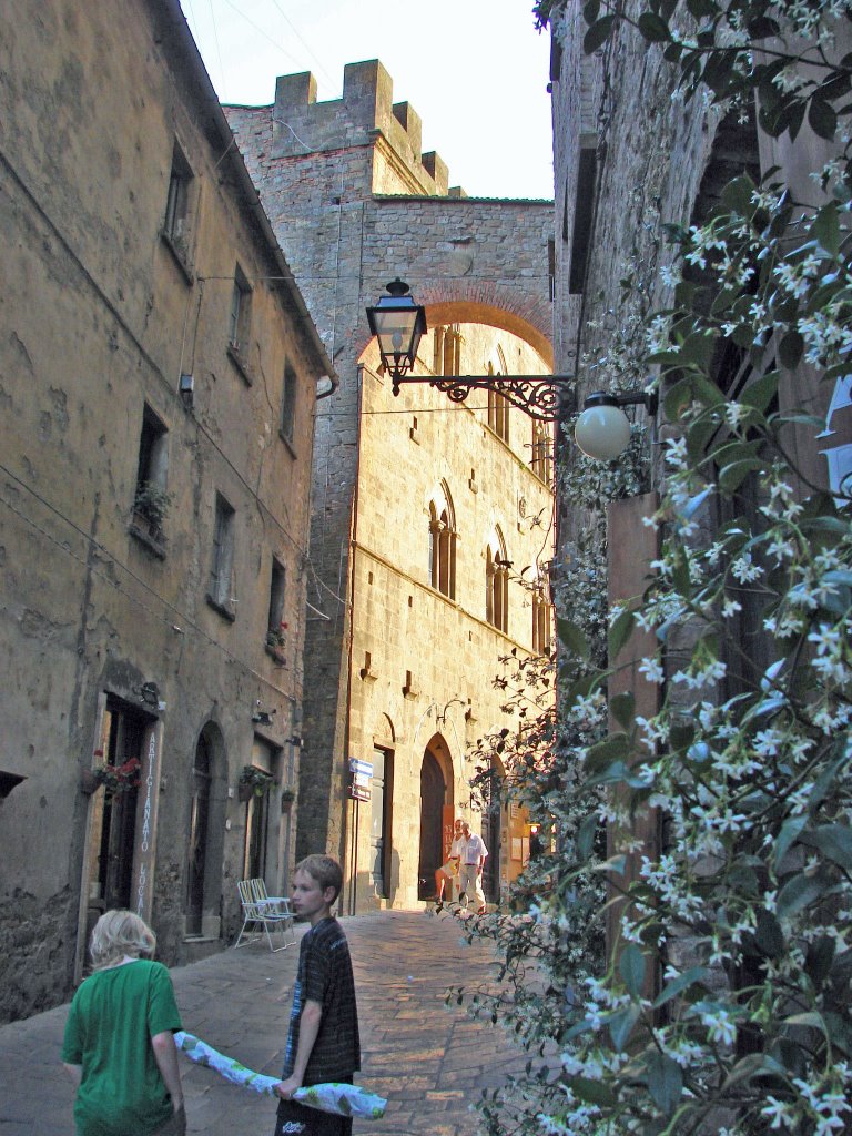 Volterra, south entrance by Max Melgaard