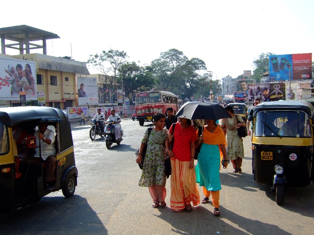 Trivandrum Central Station Road by unexpected-arts.com