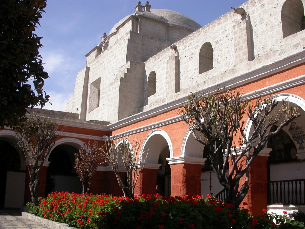 Convento de Santa Catalina, Arequipa by Thias