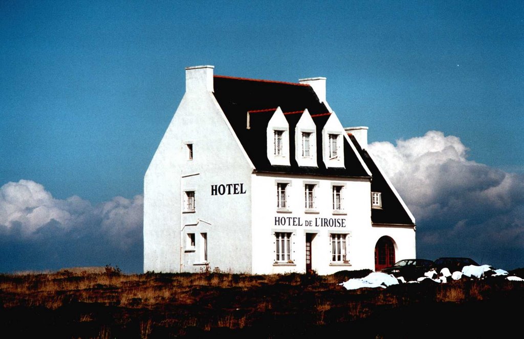 Hotel DE L'IROSE, Bretagne, Pointe du Raz by Armin Engst