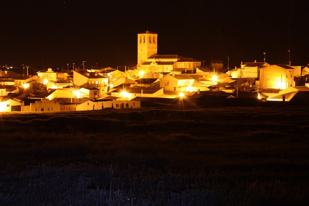 Vista nocturna Narros 2 by r_santos