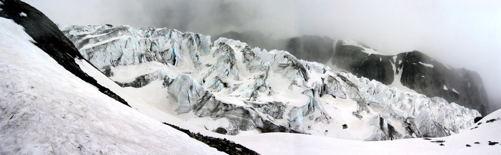 Glacier on Yulong Snow mountain (Jade Dragon Snow mountain) by Rick Guthrie