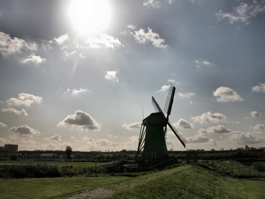 Pendrechtse Molen by WJ.Hordijk